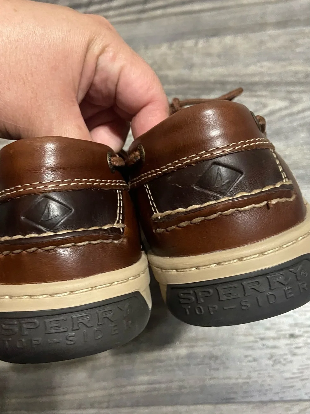 Sperry Men's Brown Leather Moc Toe Boat Shoes with Cream Sole